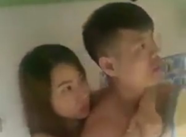 Naked Chinese couple beaten for cheating Photo 0001
