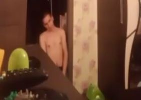 22-year-old Russian man hangs himself committing suicide on Facebook live Photo 0001