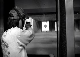 Man shoots his hand accidentally during a target shooting session Photo 0001