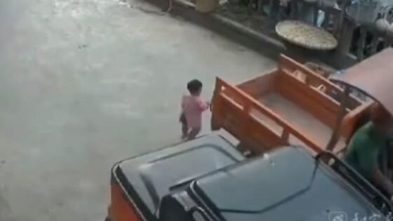 Kid crushed by three wheeled truck Photo 0001 Video Thumb
