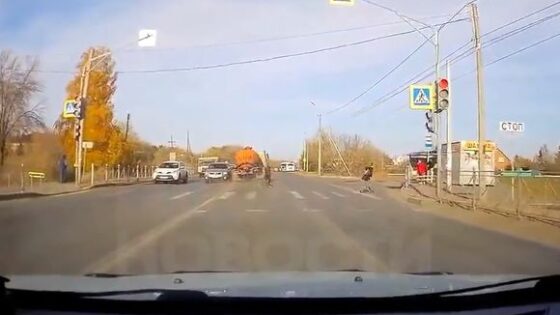 WARNING CHILDREN – Kid crossing the road crushed by septic truck Photo 0001 Video Thumb