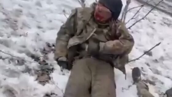 Russian soldiers makes fun of dead laying ukrainian bitch boys Photo 0001 Video Thumb