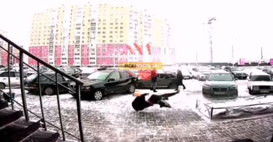 Man jumps from eighteenth floor Photo 0001 Video Thumb