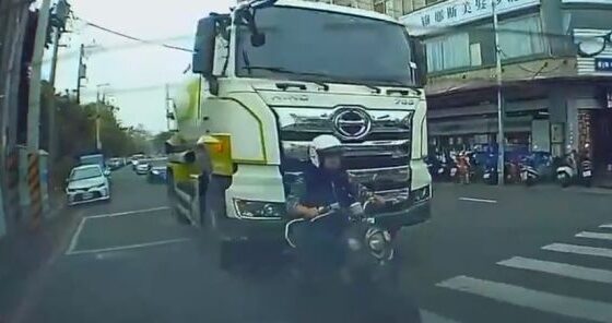 Bikers head crushed by cement mixer Photo 0001 Video Thumb