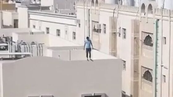 Foreign worker jump from rooftop in qatar Photo 0001 Video Thumb