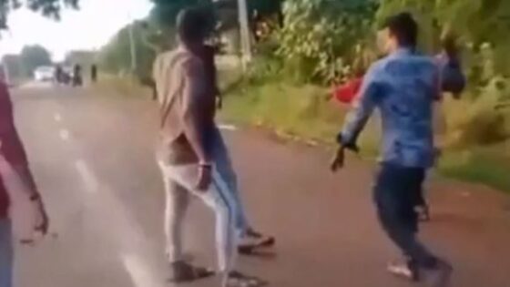 Man cruelly attacked with machete and ax Photo 0001 Video Thumb