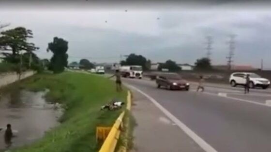 Small boy playing in the middle of the street is run over in brazil Photo 0001 Video Thumb