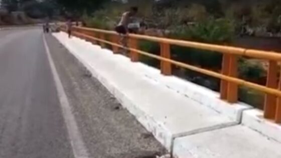 Man commits suicide by jumping from the bridge Photo 0001 Video Thumb