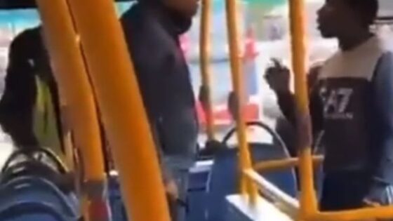 Men fight inside buses and everything turns into a total brawl Photo 0001 Video Thumb