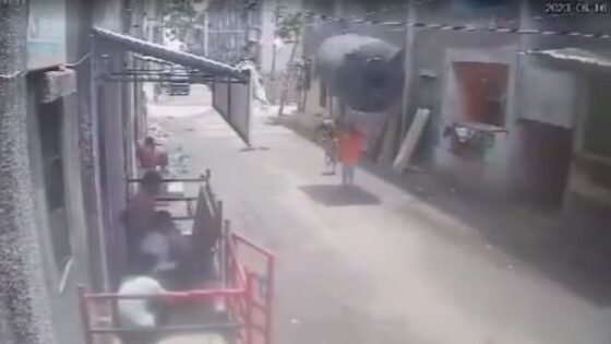 Water tank fell on a young man in surat Photo 0001 Video Thumb