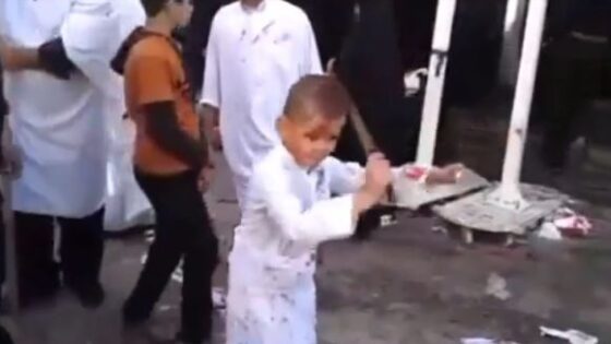 Muslim boy dhikr to allah Photo 0001 Video Thumb