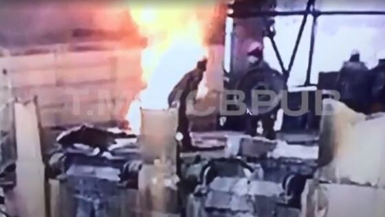 Worker fell into a molten metal tank Photo 0001 Video Thumb