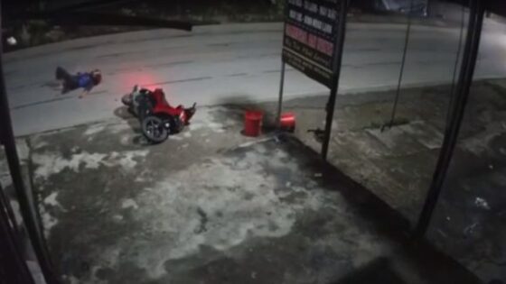 Vietnam man fell from motorcycle before being hit by public bus Photo 0001 Video Thumb