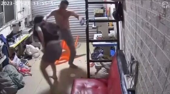 Man beats girlfriend without mercy Photo 0001 Video Thumb
