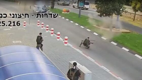 Hamas fighter destroys approaching israeli civilian car using rpg Photo 0001 Video Thumb