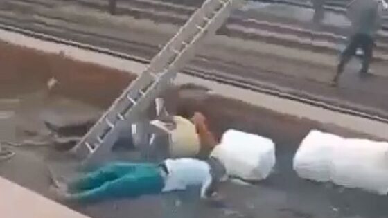 Workers are electrocuted while working and fall to the ground almost dead in india Photo 0001 Video Thumb