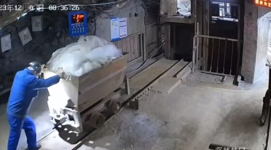 Coal mine worker dies in zhuzhou hunan china Photo 0001 Video Thumb