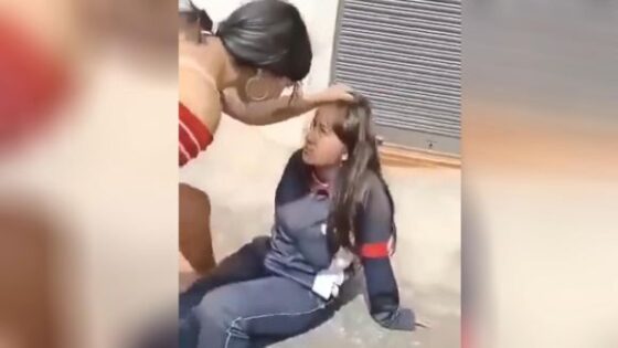 An innocentlooking girl is bullied by girls in broad daylight in ecuador Photo 0001 Video Thumb