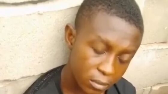 Member of rival faction is captured and shot to death in the neck in nigeria Photo 0001 Video Thumb