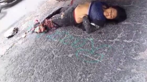 Woman crushed by truck in traffic accident in mexico Photo 0001 Video Thumb