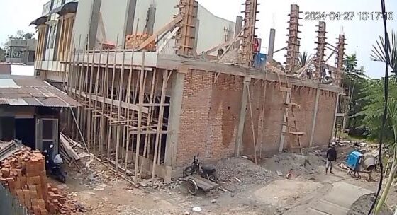 Construction worker falls to his death in vietnam Photo 0001 Video Thumb