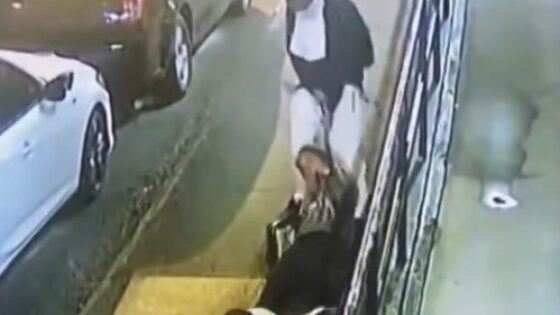 Man strangles pedestrian with belt and sexually assaults her in new york Photo 0001 Video Thumb