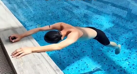 Swimming instructor dies in the middle of a special swimming lesson in some asian country Photo 0001 Video Thumb
