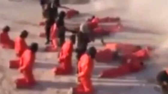 Libyan militias execute the last remaining loyalists to the gaddafi regime Photo 0001 Video Thumb