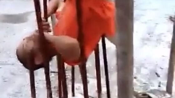 Worker falls onto iron bars and is impaled and destroyed Photo 0001 Video Thumb
