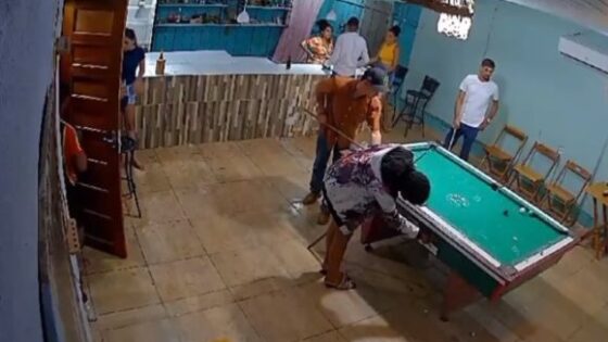 Man is killed with stab wounds to the chest during a fight in a bar in mt brazil Photo 0001 Video Thumb