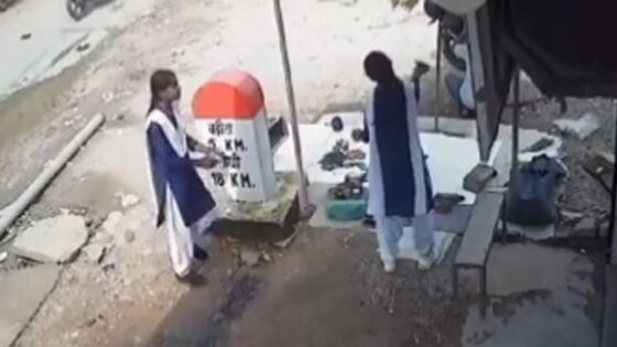 Young indian student girl tries to kill herself by stabbing herself several times in the neck Photo 0001 Video Thumb
