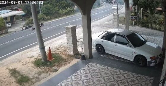 Brutal head on collision of motorcycles at high speed leaves dead people and parts all over the asphalt Photo 0001 Video Thumb