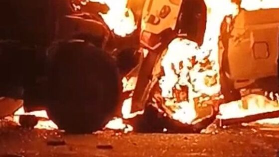 Man burning alive in venezuela due to truck accident Photo 0001 Video Thumb