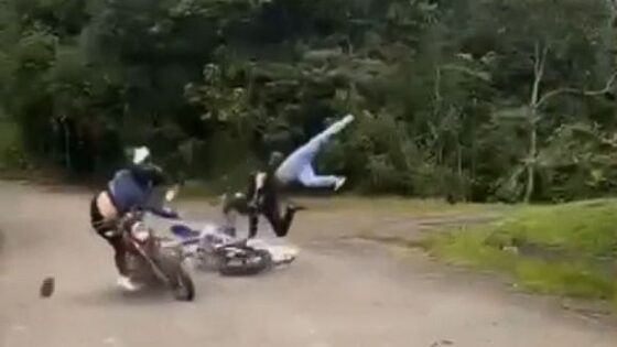 Head on collision between motorcycles in brazil fails and leaves riders on the ground Photo 0001 Video Thumb