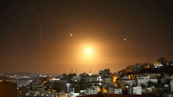 Iran carried out massive ballistic missile attack on israel a true rains rockets on israel Photo 0001 Video Thumb