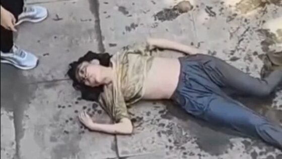 Cute chinese girl who committed suicide by jumping off bridge Photo 0001 Video Thumb