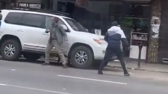 How to defend yourself from an imminent attack armed with a knife Photo 0001 Video Thumb