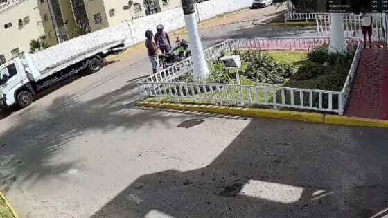 Military police officer kills app motorcyclist by shooting in the middle of the street in brazil for not wanting to pay and is later lynched Photo 0001 Video Thumb