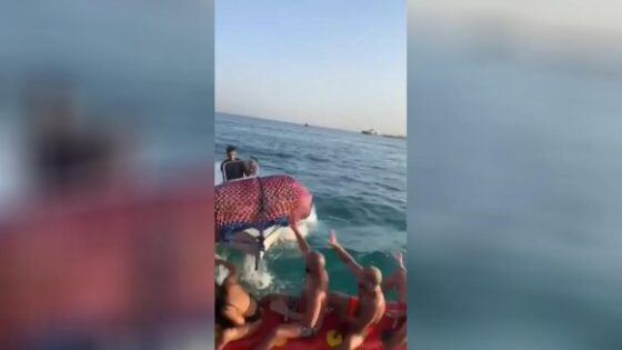 Motor boat overturns banana boat with tourists in water accident that could have ended very badly Photo 0001 Video Thumb