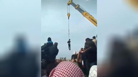 Rebels capture assads cousin and then hanged him from a crane Photo 0001 Video Thumb