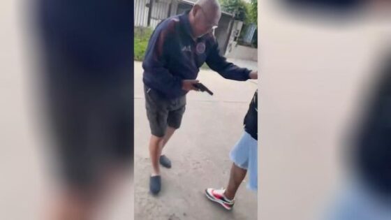 Retired federal police officer killed neighbor because of the volume of music Photo 0001 Video Thumb