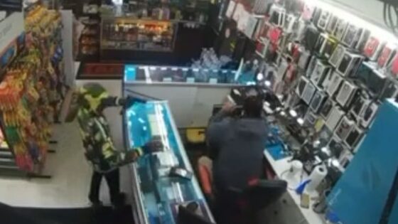 Store manager shoots and kills bandit in attempted robbery in east new orleans Photo 0001 Video Thumb