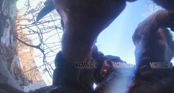 Deadly knife fight between a ukrainian and a russian soldier Photo 0001 Video Thumb