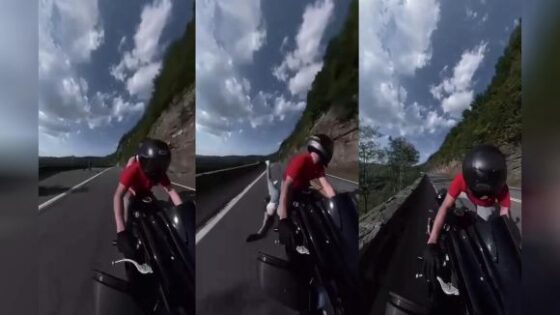 Thats not how you treat a girlfriend riding on the back of a motorcycle Photo 0001 Video Thumb