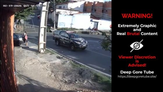 Two women injured after stolen SUV hits motorcycle during police chase in Teresina Brazil Photo 0001 Video Thumb