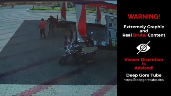 Man slits wifes throat at gas station in Maharashtra India Photo 0001 Video Thumb