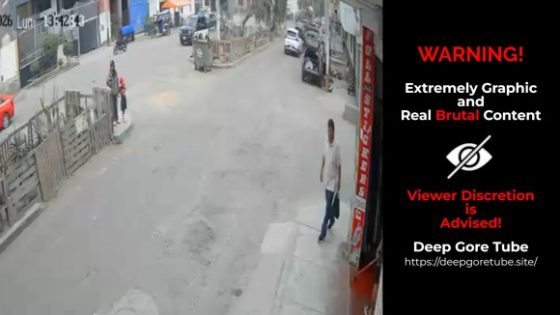 Gunman shoots man dead inside auto parts store in Trujillo Peru Photo 0001 Video Thumb